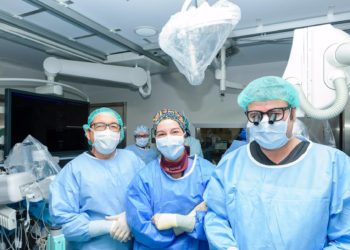 El servicio de cirugia cardíaca del HUCA cerró 2023 con 917 operaciones, la tercera mayor cifra de la década