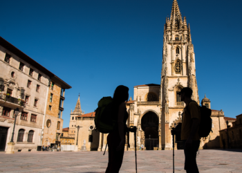 «Asturias city» se cuela en los 40 Principales durante este test de cultura general por Madrid