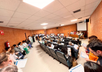 El comité de empresa del Hospital de Jove se moviliza ante «unos sueldos muy obsoletos frente a los del Sespa»