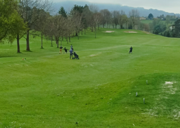 La Llorea y el Tragamón, dos campos de golf «únicos» en España