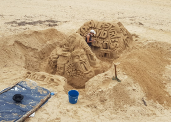 IMÁGENES | Las esculturas de arena vuelven a San Lorenzo