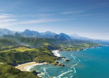 Una playa asturiana entre las 100 mejores del mundo para la prestigiosa guía ‘Lonely Planet’