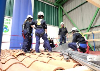 Con este curso de la Agencia Local de Empleo puedes convertirte en Operaria/o de Montaje de Placas Solares en un mes