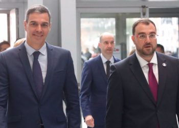 «Le envié un mensaje (a Sánchez), pero esta vez ni siquiera lo ha leído», reconoce Barbón