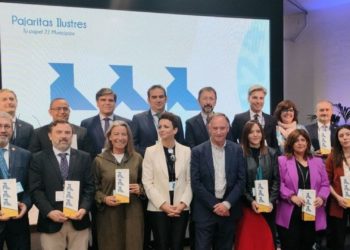 EMULSA se lleva tres ‘Pajaritas Azules’ y una ‘Pajarita Ilustre’ por su impulso del reciclaje de papel y cartón