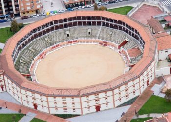 El Principado estudiará limitar el acceso de menores a los espectáculos taurinos por su «carácter sangriento»