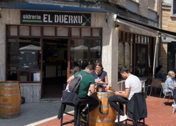 A orillas del río Negro y a medio kilómetro del Cantábrico: el mejor cachopo de Asturias se come en…