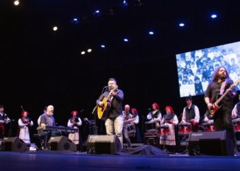‘Rock & Fierro’, el último álbum de Camín de Fierro, llegará este viernes al teatro de la Laboral