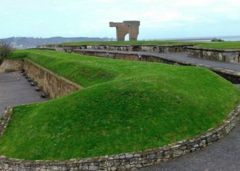 Hallan con vida a una joven de diecisiete años que cayó del Cerro de Santa Catalina