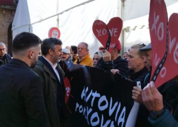 Gran «decepción» en la protesta por el vial de Jove: el secretario de Estado de Transportes visita la zona Oeste sin los vecinos