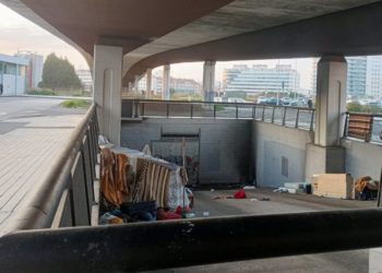 Detenido tras, supuestamente, prender fuego a una mujer bajo el viaducto de Carlos Marx