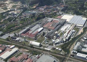 Las reacciones al cierre de Saint-Gobain en Avilés: la  «crónica de una muerte anunciada» para la industria asturiana