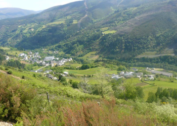 Intensa búsqueda por tierra y aire de un pescador desaparecido en Ibias desde el viernes