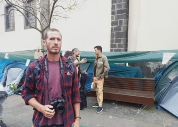 «Ojalá la protesta por el vial de Jove sea el inicio para Asturias; un ‘Paraíso Natural’ que ahora se ha convertido en un Airbnb»