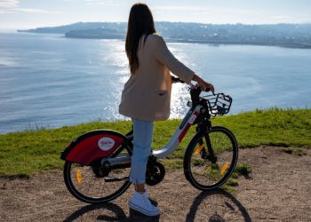 El Día Mundial de la Bicicleta destapa el «potencial desaprovechado» de Gijón como paraíso ciclista