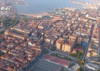 Con sensores, pero sin sanciones: el proyecto de la zona de bajas emisiones en La Calzada se reactiva