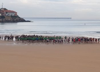 La Legión se prepara para el Día de las Fuerzas Armadas haciendo ‘footing’ en San Lorenzo