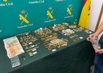Detenido un vecino de Grado acusado del robo de hasta 90.000 euros en viviendas del concejo