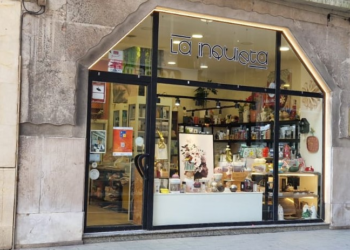 Premio en forma de descuentos para los clientes más fieles del pequeño comercio en Gijón