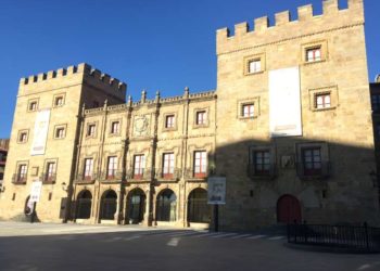 Los primeros pasos de una «vía gijonesa» de éxito: el Revillagigedo suma 15.000 visitas desde su reapertura