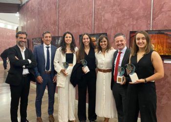 La Gala Nacional del Deporte homenajea a las campeonas del Telecable Hockey Club