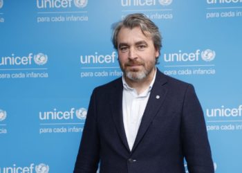 Nacho Calviño (UNICEF Asturias): «El drama de Gaza ha calado aquí; hay conciencia de que se está cometiendo un gran error»