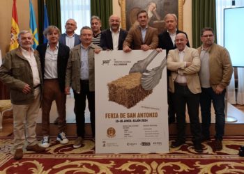 La Feria de San Antonio llega al recinto ferial con 170 ejemplares de vaca frisona a concurso