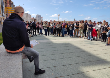 Conociendo el Gijón de 1896 a través de una ‘ruta marina’