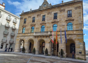 El vídeo por el año de mandato «respeta los límites legales de la publicidad institucional», defiende Foro