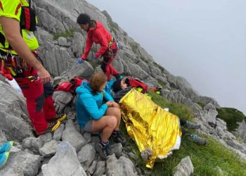 El mal tiempo dificulta la labor de rescate de una mujer en Cangas de Onís