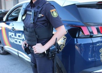 Detienen a un hombre por corrupción de menores en unas piscinas municipales de Oviedo