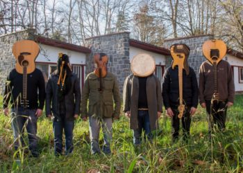 Granda cierra la semana con sabor a antaño: L-R, Felpeyu y David Varela, en el cartel de la XXV Nueche Celta