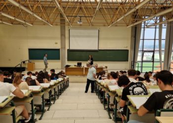 Los dobles grados ganan la partida y se sitúan como las notas de corte más altas en la segunda lista de admitidos