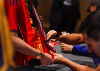 La Eurocopa también se podrá seguir desde las terrazas gijonesas gracias a la autorización del Ayuntamiento