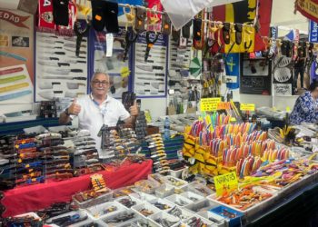 Luis Gómez (Cuchillería de Albacete): «Llevo casi cuatro décadas viniendo, soy 100% leal a la Feria»