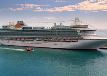 ‘AIDASol’ y ‘Ventura’, los dos cruceros que recalarán en el puerto de Gijón esta semana