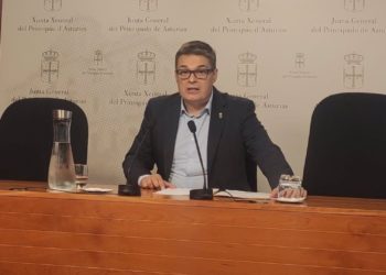 El PP tacha de «desprecio» a los viajeros las palabras de Oscar Puente sobre del «caos ferroviario» en Asturias