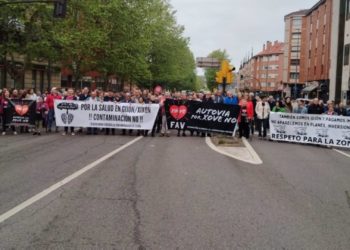 De la «burla» al «desprecio» a los gijoneses: la política local reacciona al ‘atrincheramiento’ del vial de Jove