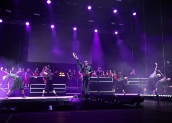 El PSOE denunciará ante el Conseyu de la Llingua la falta de nombres asturianos en el escenario de Poniente