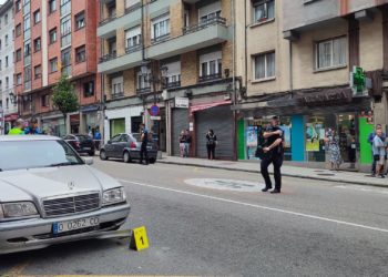 Fallece un joven motorista de 22 años tras un grave accidente en Oviedo