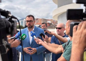 Barbón asegura que se presentará a la reelección en la FSA y como candidato a la presidencia de Asturias