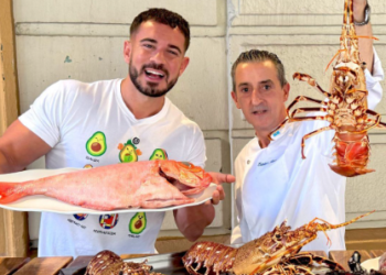 El menú de 9 platos de Cenando con Pablo en este restaurante viral de Gijón: «Disfrutas si te aprietas el bolsillo»