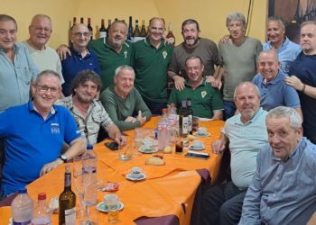 Lo que el esférico ha unido, que no lo separe el tiempo: el emotivo reencuentro del CID Nuevo Gijón