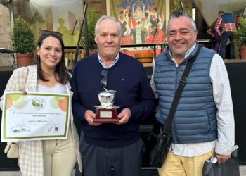 Triunfo sidrero con sabor gijonés: Val d’Ornón, del llagar Menéndez, gana el Concurso de Sidra Natural de  Villaviciosa