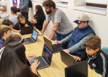 FOTOS | Más de 250 personas disfrutan de la magia de los videojuegos en el Antiguo Instituto