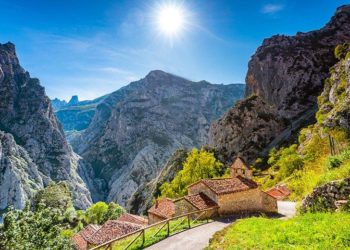 Localizan al montañero alemán desaparecido en Cabrales tras un fin de semana trágico