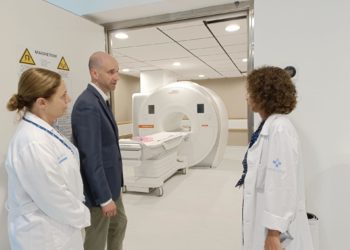 El centro de salud Puerta de la Villa estrena una nueva resonancia de alta tecnología