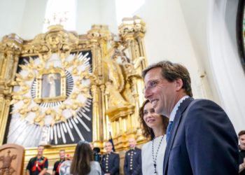 José Luis Martínez-Almeida recibirá en Asturias el título de ‘Nuncio Ovetense’