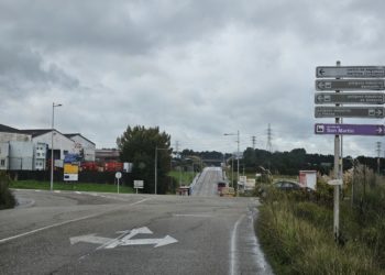 Aboño, ‘zona cero’ de la «bomba nuclear» de Barbón: «Respiramos mierda; queremos los camiones fuera ya»