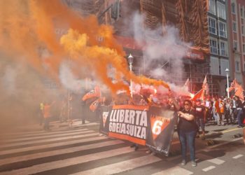 Una nueva campaña de financiación recauda más de 10.000 euros en apoyo a las ‘6 de la Suiza’